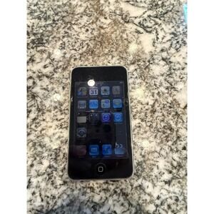 Apple iPod Touch 4th Generation 8GB Black Chrome A1367 Portable Media Player